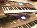 F/s....Yamaha Motif XS8 88-Key Keyboard.